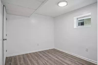 26 Olean Ave, Jersey City, NJ 07304 - Photo 34