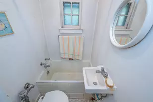 50 Glenwood Ave, Jersey City, NJ 07306 - Photo 4