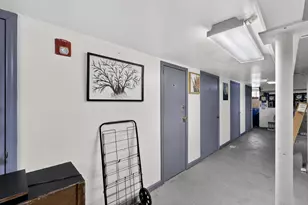 15 Jefferson Ave, Jersey City, NJ 07306 - Photo 32