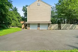 215 Oak Ave, Wyckoff Township, NJ 07481 - Photo 44