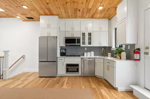 297 New York Ave, Jersey City, NJ 07307 - Photo 18