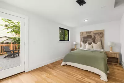 297 New York Ave, Jersey City, NJ 07307 - Photo 12