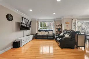 197 Blue Heron Dr, Secaucus, NJ 07094 - Photo 6