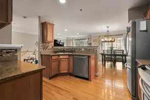 197 Blue Heron Dr, Secaucus, NJ 07094 - Photo 8