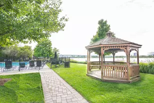 197 Blue Heron Dr, Secaucus, NJ 07094 - Photo 32
