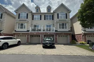 197 Blue Heron Dr, Secaucus, NJ 07094 - Photo 24
