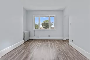 122 Mallory Ave, Jersey City, NJ 07304 - Photo 8