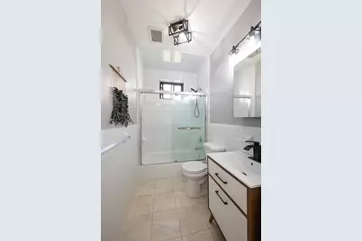 96 Bowers St #2L, Jersey City, NJ 07307 - Photo 10
