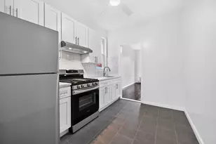 210 36th St, Union City, NJ 07087 - Photo 4