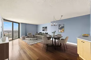 2032 Harmon Cove Tower, Secaucus, NJ 07094 - Photo 2