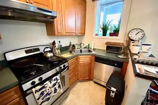 247 Grove St, Jersey City, NJ 07302 - Photo 2