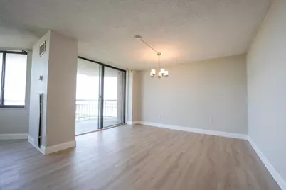 1021 Harmon Cove Tower #1021, Secaucus, NJ 07094 - Photo 2