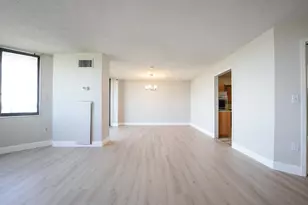 1021 Harmon Cove Tower, Secaucus, NJ 07094 - Photo 8