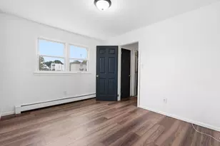 17 Linden Ave, Jersey City, NJ 07305 - Photo 8