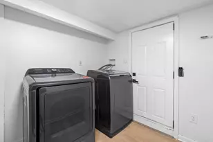 24 Park St, Jersey City, NJ 07304 - Photo 26