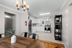 114 70th St, Guttenberg, NJ 07093 - Photo 6