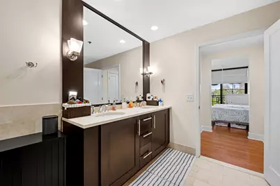 1025 Maxwell Lane #1008, Hoboken, NJ 07030 - Photo 8
