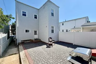 229 71st St, Guttenberg, NJ 07093 - Photo 16