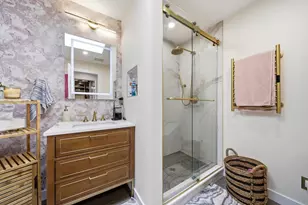 31 Grand Cove Way, Edgewater, NJ 07020 - Photo 18