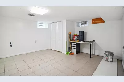 292 New York Ave, Jersey City, NJ 07307 - Photo 18
