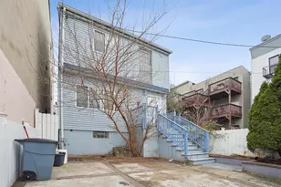 292 New York Ave, Jersey City, NJ 07307 - Photo 30