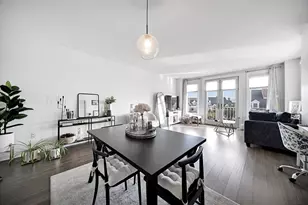 204 Shearwater Ct W, Jersey City, NJ 07305 - Photo 1
