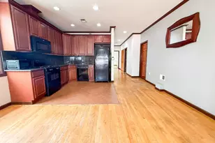 107 Oxford Ave, Jersey City, NJ 07304 - Photo 2