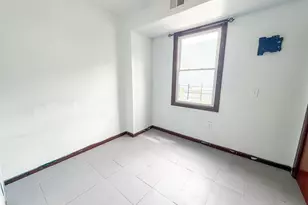 107 Oxford Ave, Jersey City, NJ 07304 - Photo 6