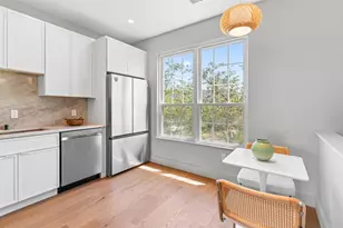 156 Cottonwood St, Jersey City, NJ 07305 - Photo 2