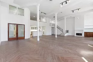 299 Pavonia Ave, Jersey City, NJ 07302 - Photo 2
