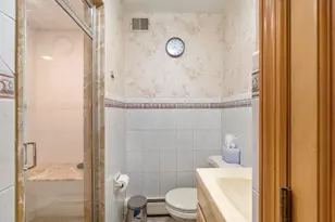 666 Kennedy Blvd, Bayonne, NJ 07002 - Photo 14
