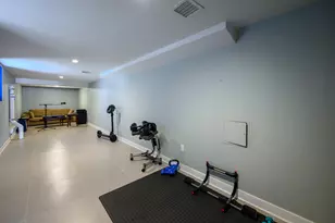 40 Milton Ave, Jersey City, NJ 07307 - Photo 34