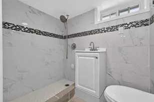 47 W 51st St, Bayonne, NJ 07002 - Photo 40