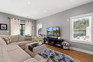 48 W 18th St, Weehawken, NJ 07086 - Photo 2