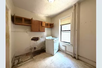 680 Kennedy Blvd #102, Bayonne, NJ 07002 - Photo 8