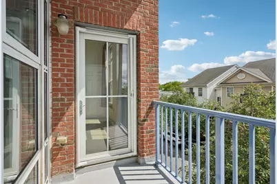 3 Greenwich Dr #97, Jersey City, NJ 07305 - Photo 10