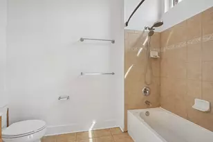 3 Greenwich Dr, Jersey City, NJ 07305 - Photo 34