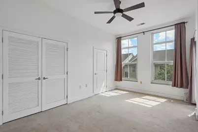 3 Greenwich Dr #97, Jersey City, NJ 07305 - Photo 16