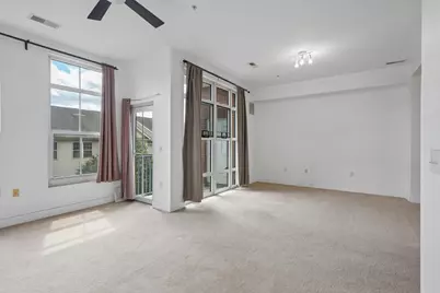 3 Greenwich Dr #97, Jersey City, NJ 07305 - Photo 20