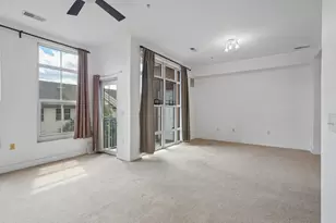 3 Greenwich Dr, Jersey City, NJ 07305 - Photo 20