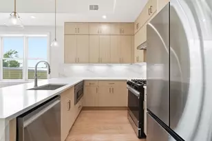 152 Bleecker St, Jersey City, NJ 07307 - Photo 2