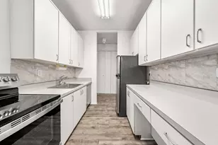 7855 Blvd E, North Bergen, NJ 07047 - Photo 4