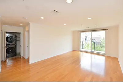 659 1st St #413, Hoboken, NJ 07030 - Photo 2