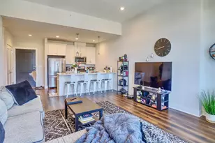110 Market St, Saddle Brook Township, NJ 07663 - Photo 6