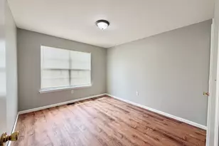 6 McMartin Ct, Jersey City, NJ 07305 - Photo 10