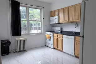 302 Chapel Ave, Jersey City, NJ 07305 - Photo 4
