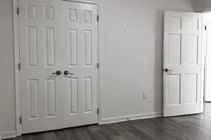 190 Culver Ave, Jersey City, NJ 07305 - Photo 16