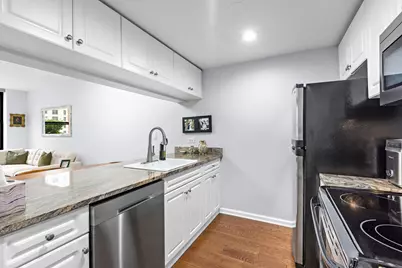 2 Constitution Ct #413, Hoboken, NJ 07030 - Photo 10