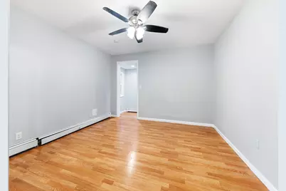 13 Meadow St, Bayonne, NJ 07002 - Photo 6