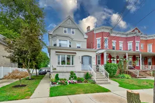 772 Avenue C, Bayonne, NJ 07002 - Photo 2